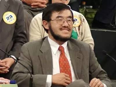 他曾是马云的伯乐 却“输”掉了市值70亿美元商业帝国