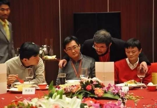 他曾是马云的伯乐 却“输”掉了市值70亿美元商业帝国