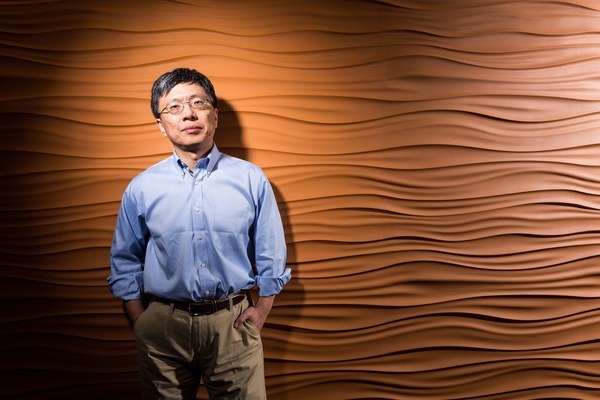 搜索手机都没抓住，靠人工智能微软能再次领先吗