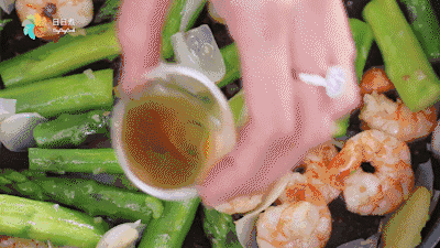 ​日日煮获K11、阿里巴巴1亿元B轮融资，将在上海开实体体验店