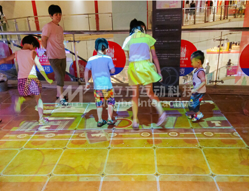 投资创业最佳选择——加盟智立方儿童乐园！