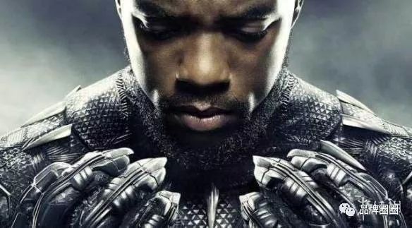 为什么高端品牌都喜欢使用“黑白照”？