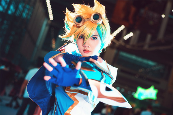 ez，cos，英雄联盟